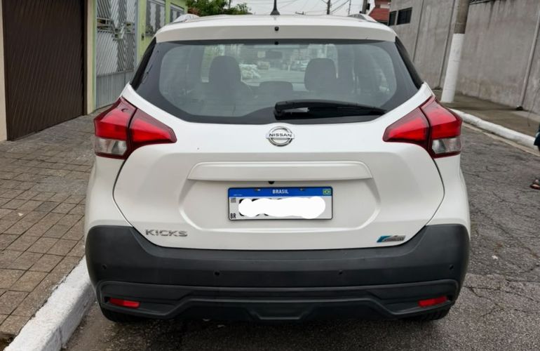 Nissan Kicks 1.6 S CVT (Flex) - Foto #8