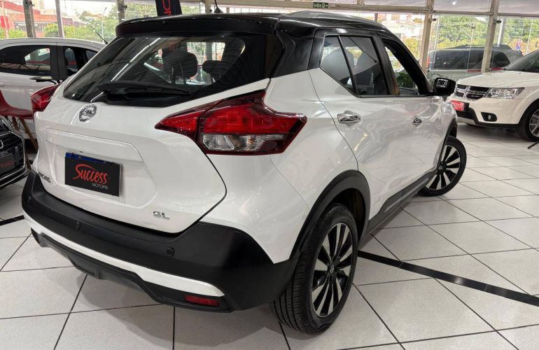 Nissan Kicks 1.6 16V Sl - Foto #2