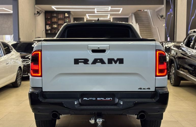 RAM Rampage 2.0 Hurricane 4 Turbo R/t 4x4 - Foto #5