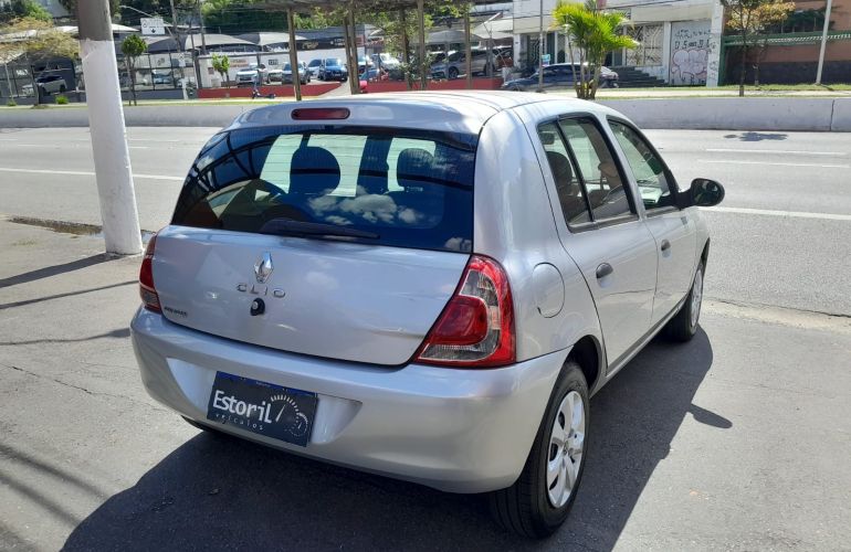 Renault Clio 1.0 Expression 16v - Foto #6