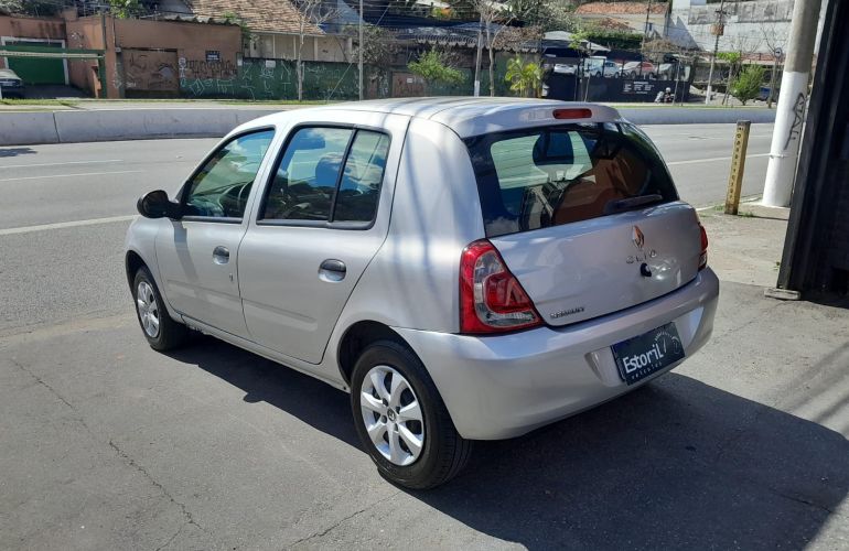 Renault Clio 1.0 Expression 16v - Foto #7