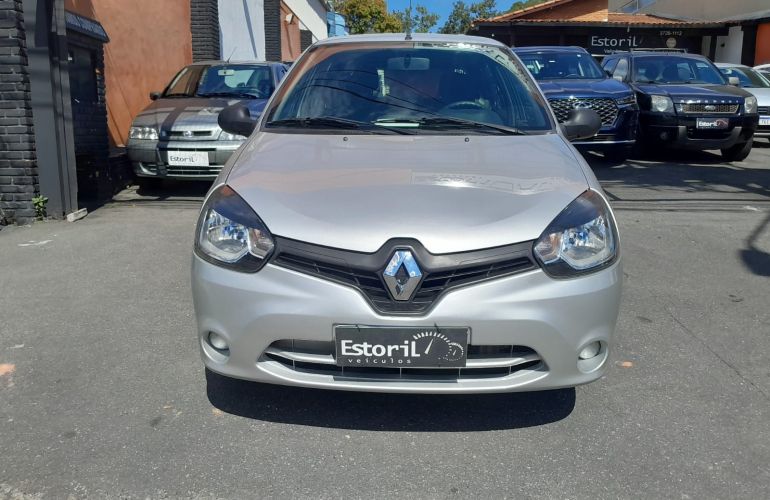 Renault Clio 1.0 Expression 16v - Foto #10