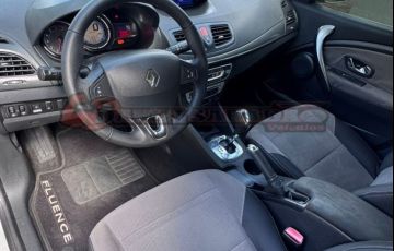 Renault Fluence 2.0 Dynamique 16v - Foto #2