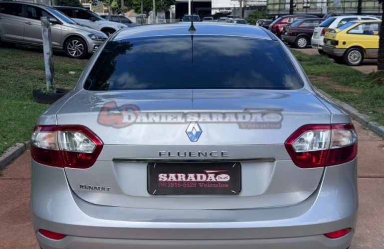 Renault Fluence 2.0 Dynamique 16v - Foto #9