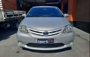Toyota Etios 1.3 X 16v - Foto #2