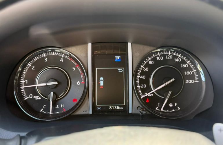 Toyota Hilux Sw4 2.8 D-4d Turbo Diamond 7l 4x4 - Foto #4