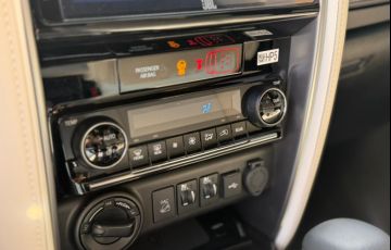 Toyota Hilux Sw4 2.8 D-4d Turbo Diamond 7l 4x4 - Foto #7
