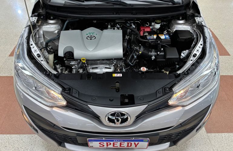 Toyota Yaris 1.3 16V Xl - Foto #5