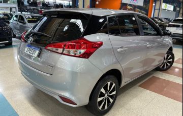 Toyota Yaris 1.3 16V Xl - Foto #7