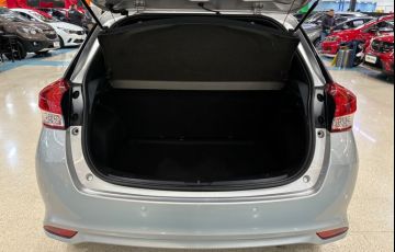 Toyota Yaris 1.3 16V Xl - Foto #9