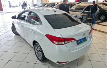 Toyota Yaris 1.5 16V Sedan Xs Connect Multidrive - Foto #4