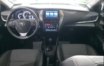Toyota Yaris 1.5 16V Sedan Xs Connect Multidrive - Foto #8