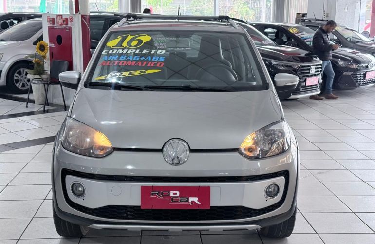 Volkswagen Cross Up 1.0 MPi 12v - Foto #2