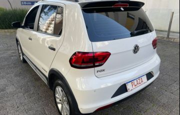 Volkswagen Fox 1.0 MPi Track 12v - Foto #7
