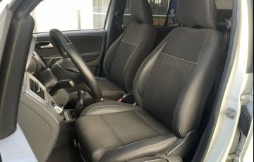 Volkswagen Fox 1.0 MPi Track 12v - Foto #9