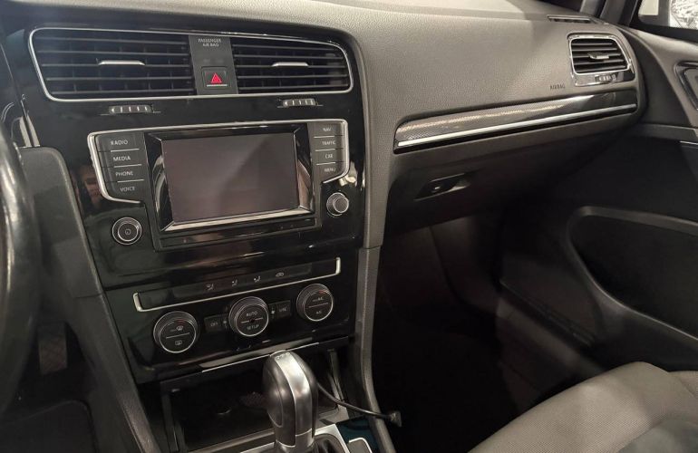 Volkswagen Golf 1.4 TSi Highline 16v - Foto #9
