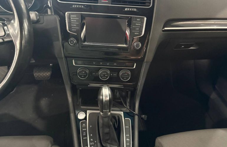 Volkswagen Golf 1.4 TSi Highline 16v - Foto #10
