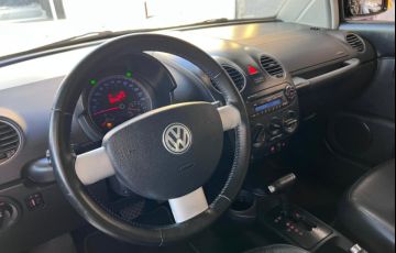 Volkswagen New Beetle 2.0 Mi 8v - Foto #4
