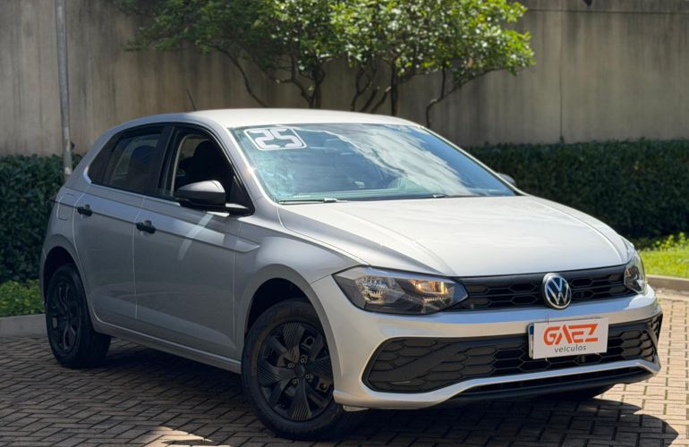 Volkswagen Polo 1.0 MPi Track - Foto #3