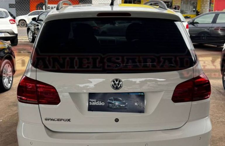 Volkswagen Spacefox 1.6 Msi Trendline 8v - Foto #4