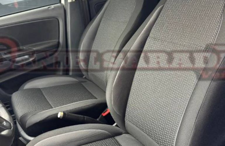 Volkswagen Spacefox 1.6 Msi Trendline 8v - Foto #8
