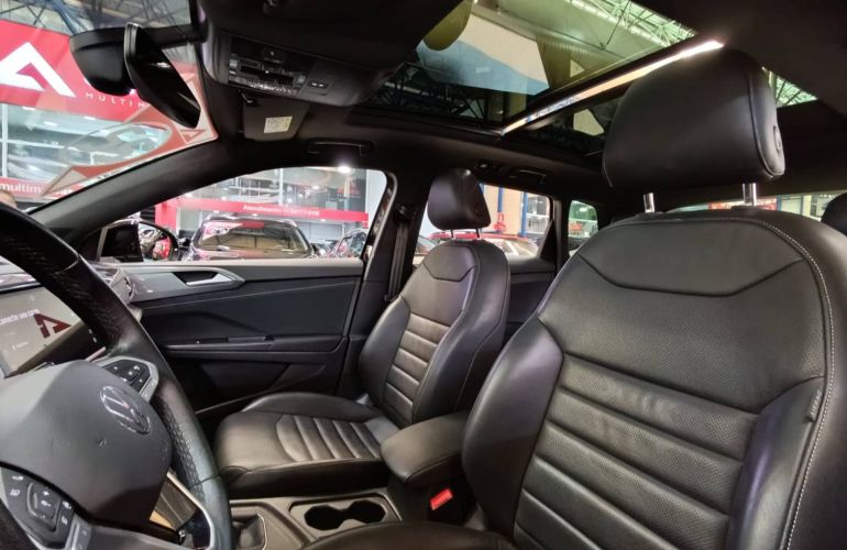 Volkswagen Taos 1.4 250 TSi Total Highline - Foto #8