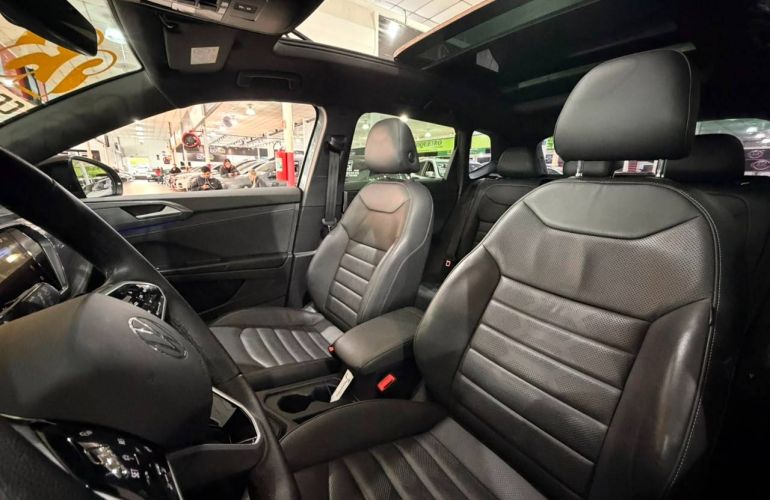 Volkswagen Taos 250 TSi Highline - Foto #7