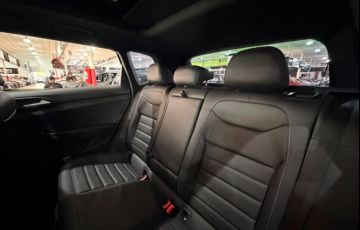 Volkswagen Taos 250 TSi Highline - Foto #8