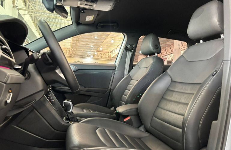 Volkswagen Taos 1.4 250 TSi Total Highline - Foto #8