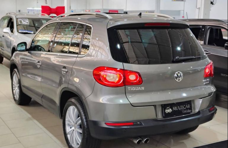 Volkswagen Tiguan 2.0 TSi 16V Turbo - Foto #4