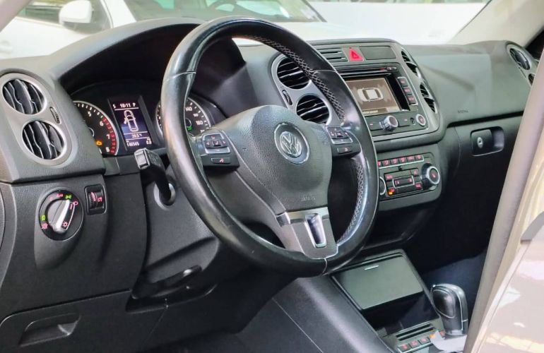 Volkswagen Tiguan 2.0 TSi 16V Turbo - Foto #10