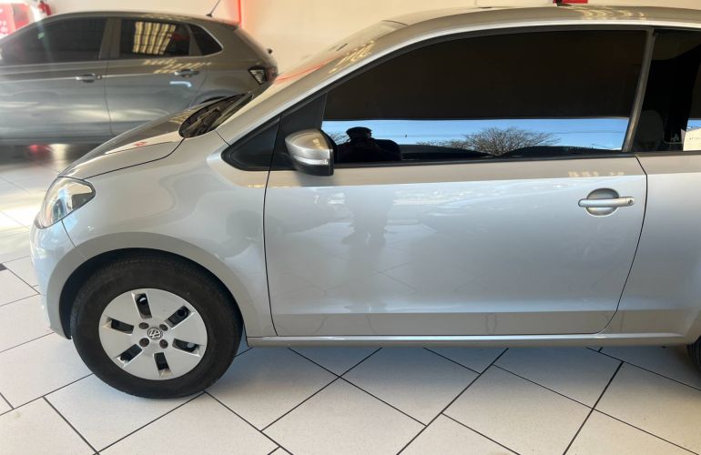 Volkswagen Up 1.0 MPi Move Up 12v - Foto #3
