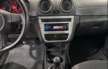 Volkswagen Voyage 1.6 Mi Trendline 8v - Foto #8