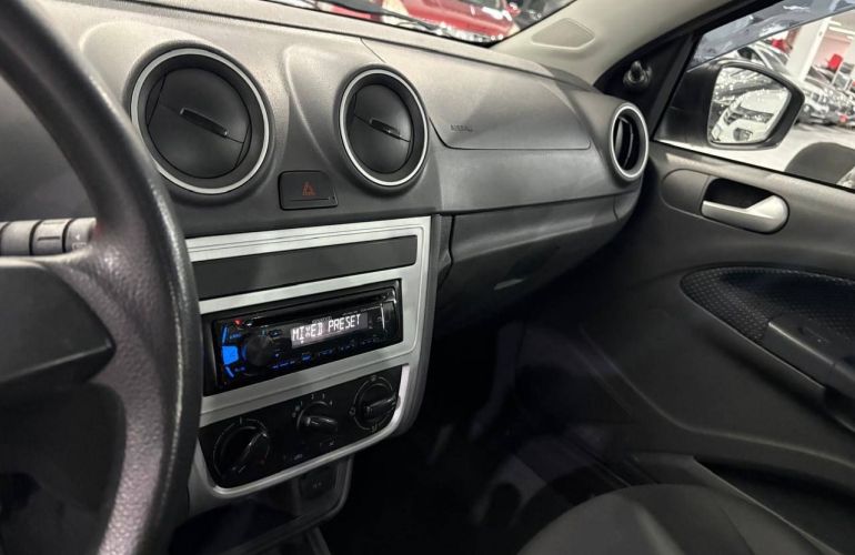 Volkswagen Voyage 1.6 Mi Trendline 8v - Foto #9