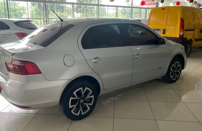 Volkswagen Voyage 1.6 Msi Comfortline - Foto #4