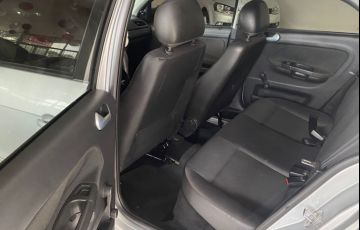 Volkswagen Voyage 1.6 Msi Comfortline - Foto #7