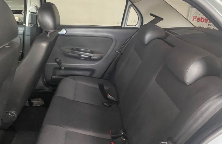 Volkswagen Voyage 1.6 Msi Comfortline - Foto #8