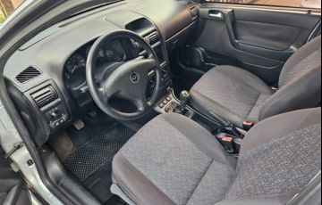 Chevrolet Astra Hatch 2.0 (Flex) - Foto #7