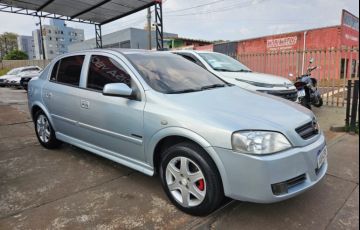 Chevrolet Astra Hatch 2.0 (Flex) - Foto #9