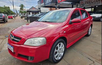 Chevrolet Astra Hatch 2.0 (Flex)