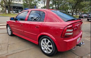 Chevrolet Astra Hatch 2.0 (Flex) - Foto #2