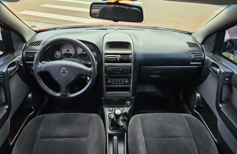 Chevrolet Astra Hatch 2.0 (Flex) - Foto #3