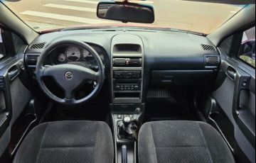 Chevrolet Astra Hatch 2.0 (Flex) - Foto #3