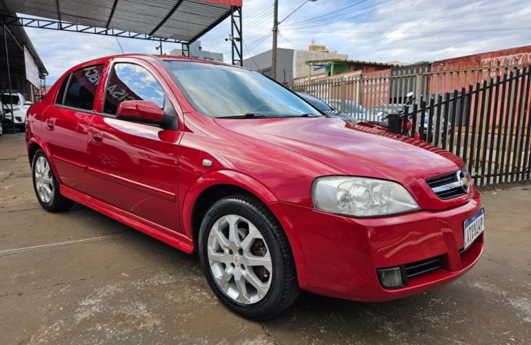 Chevrolet Astra Hatch 2.0 (Flex) - Foto #6