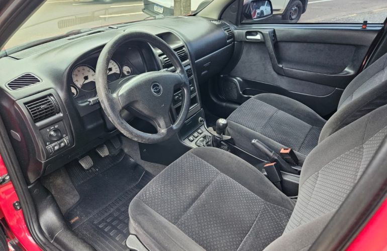 Chevrolet Astra Hatch 2.0 (Flex) - Foto #8