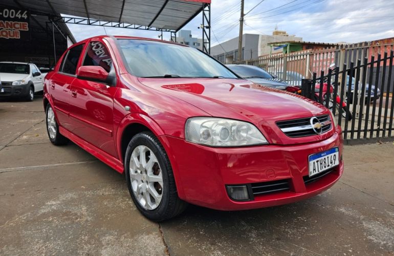 Chevrolet Astra Hatch 2.0 (Flex) - Foto #10