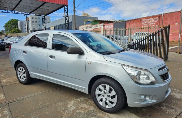 Chevrolet Cobalt LS 1.4 8V (Flex) - Foto #4