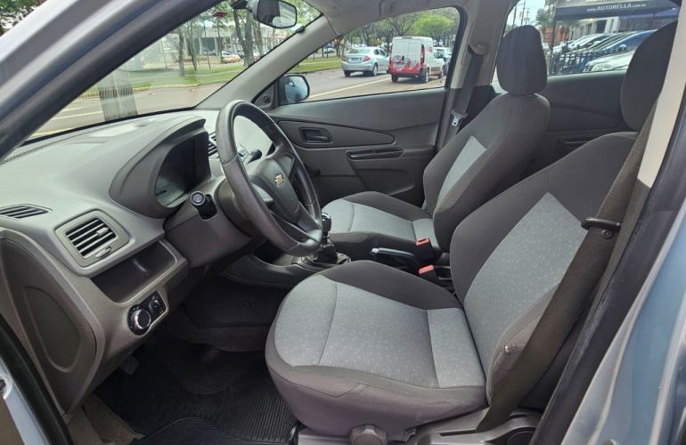 Chevrolet Cobalt LS 1.4 8V (Flex) - Foto #8