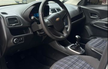 Chevrolet Cobalt 1.4 MPFi LT 8v - Foto #8