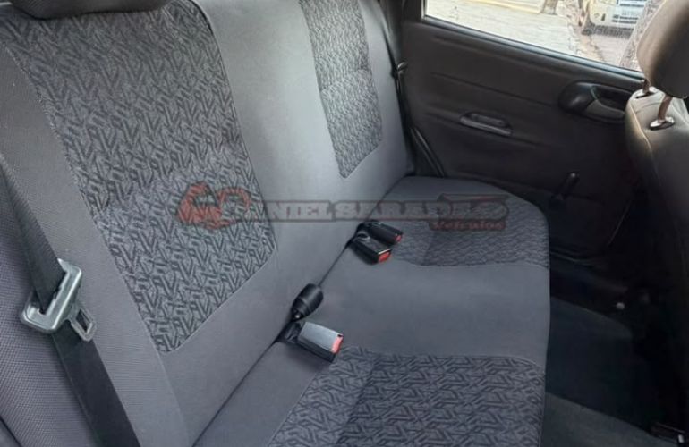 Chevrolet Corsa 1.0 MPFi Classic Sedan Spirit 8v - Foto #8